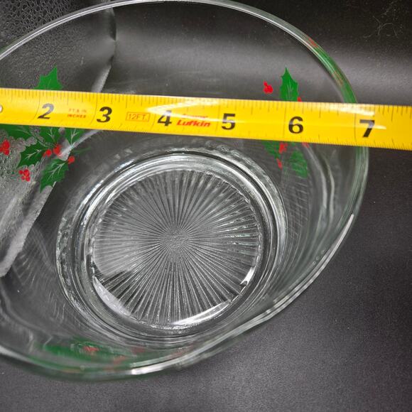 Vintage Indiana Glass Christmas Bowl Green Holly Leaves Red Berries - Picture 8 of 8